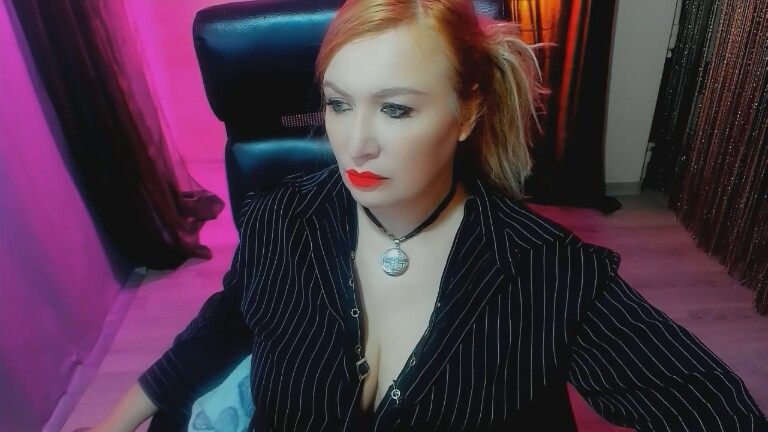 MissGina's Streamate show and profile