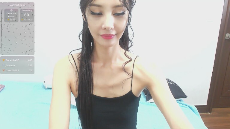 LunyTang's Streamate show and profile