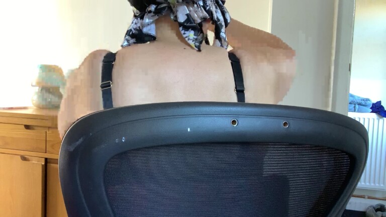 DivineEmpress's Streamate show and profile