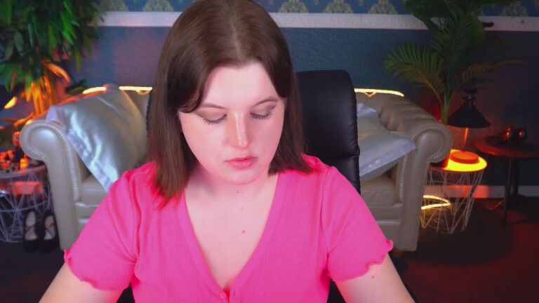 KristiMoons's Streamate show and profile