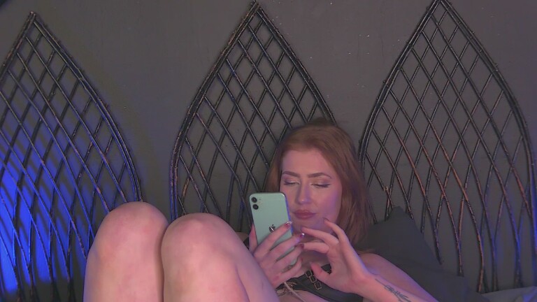 FionaMinxxBabestation's Streamate show and profile