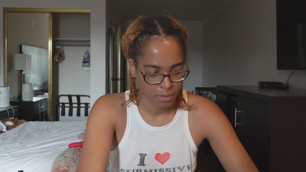 CaitlinCoxxx