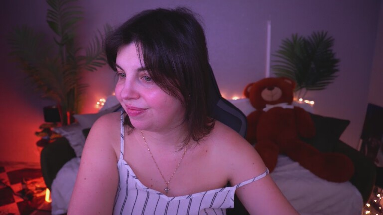 MirandaWarm's Streamate show and profile
