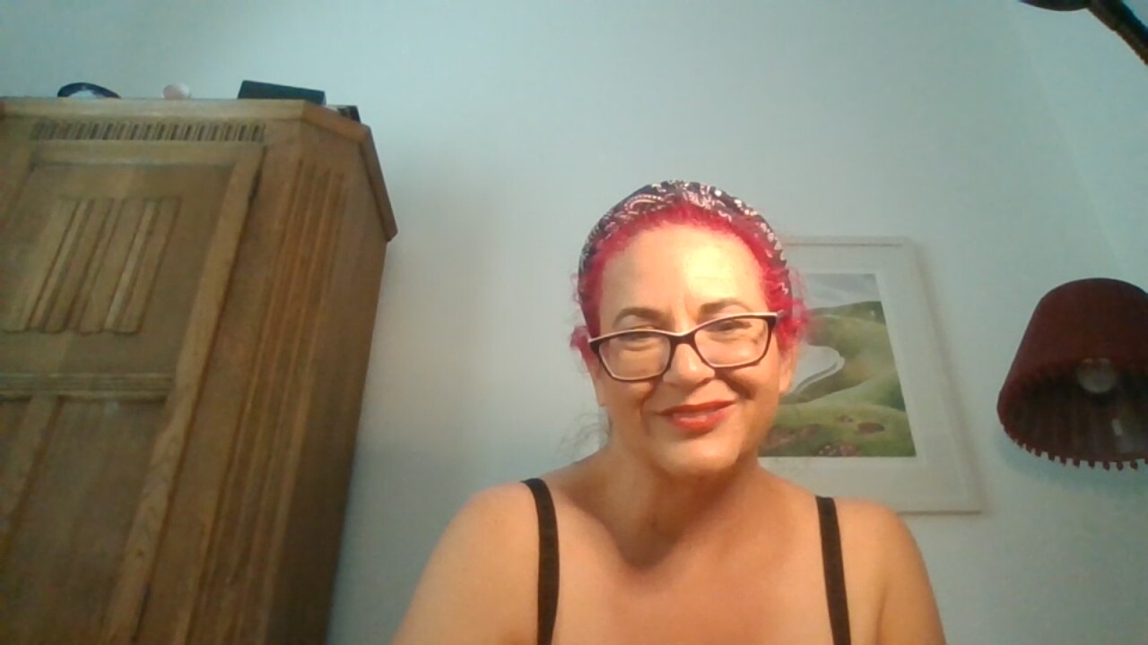 KinkyCorina