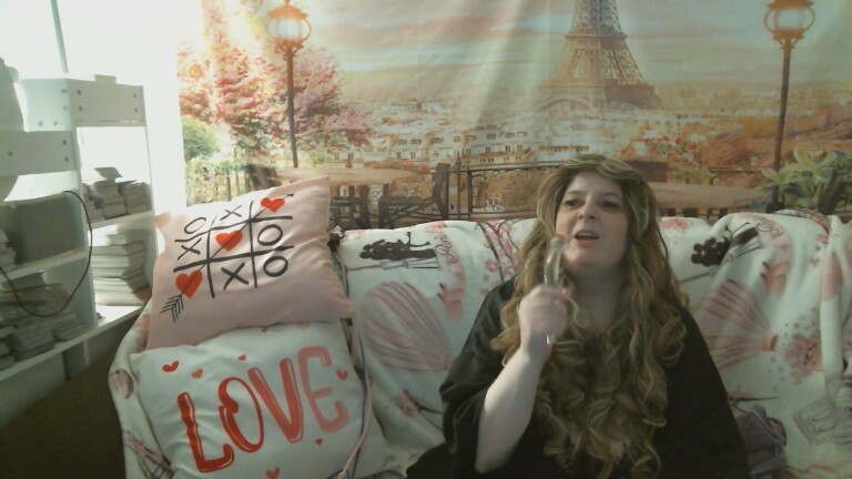 lovehollyann's Streamate show and profile