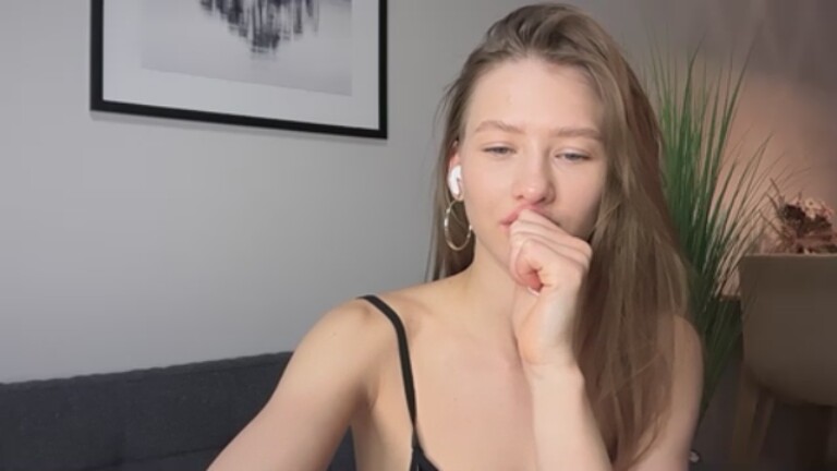 FlexyVelvet's Streamate show and profile